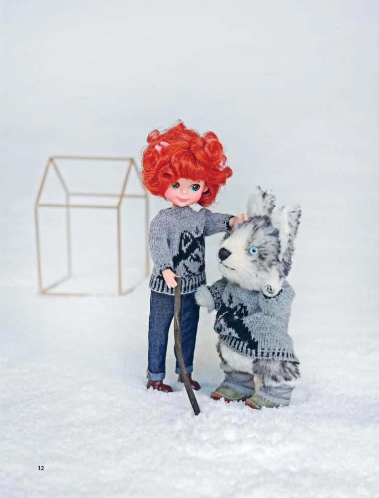 Knitting Beautiful Clothes for Dolls by Korean Designers. Just Like People Do