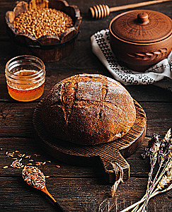 Chleb rosyjski na zakwasie. Przepisy i historia tradycyjnych chlebów i wypieków