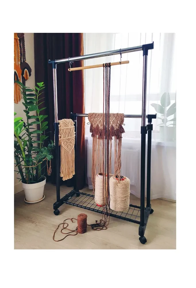 8 Projects in Macrame Technique for Beginner Crafters