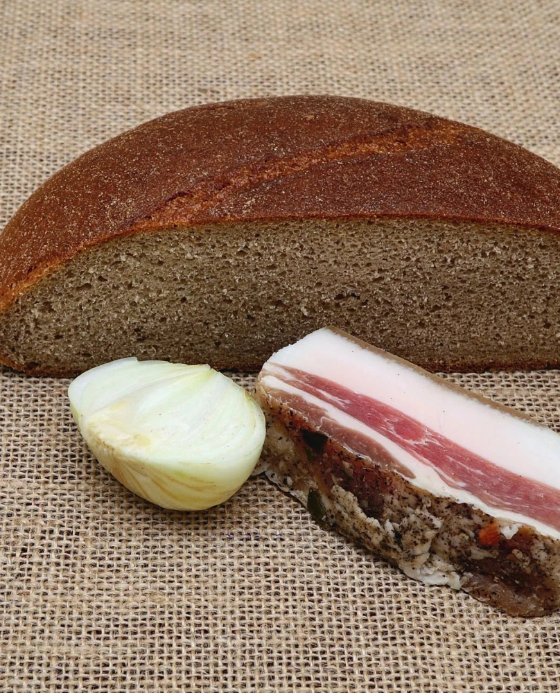 Wodka. Album-Reiseleiter durch die Realität und eine Reise in die Vergangenheit