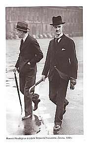 Nevils Čemberlens: Džentlmen ar lietussargu