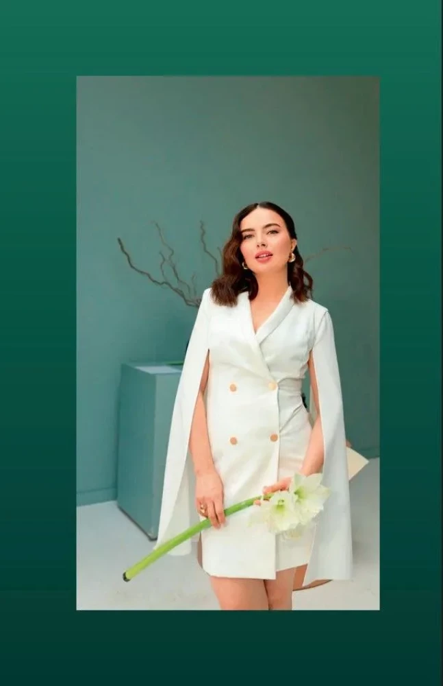 Habits That Create Happiness. Journal