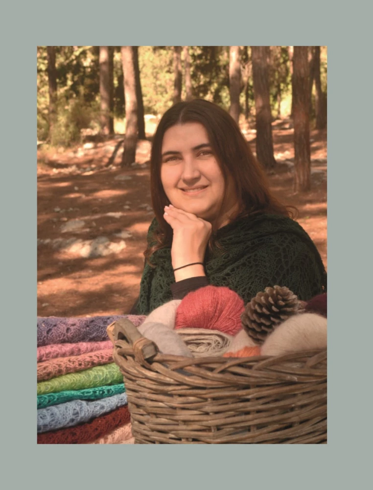 The Art of Knitting SHAWLS. Inspiration from the Siberian Forest. 12 Author's Projects with Patterns for Knitting with Needles