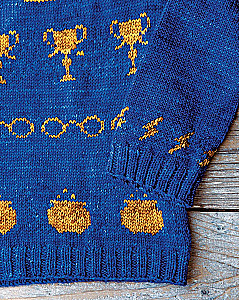 Магия вязания. Вяжем спицами одежду, игрушки и аксессуары из мира Гарри Поттера. Официальное издание