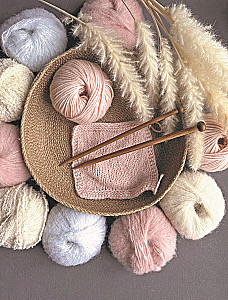 Сама нежность. Вяжем с Ксенией Асташкиной. Стильные модели на спицах для любого возраста