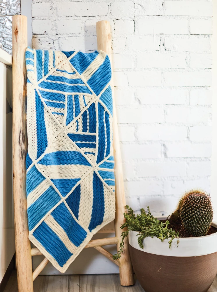 Adām plēves lūku tehnikā