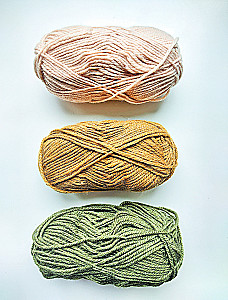 Knitting with Needles Without Panic. An Engaging Step-by-Step Self-Tutorial