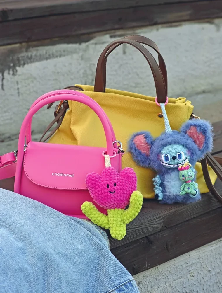 Вяжем крючком ОБВЕСЫ на сумки и рюкзаки. Лабубу, Стич, Крайбэби, Креветка и другие