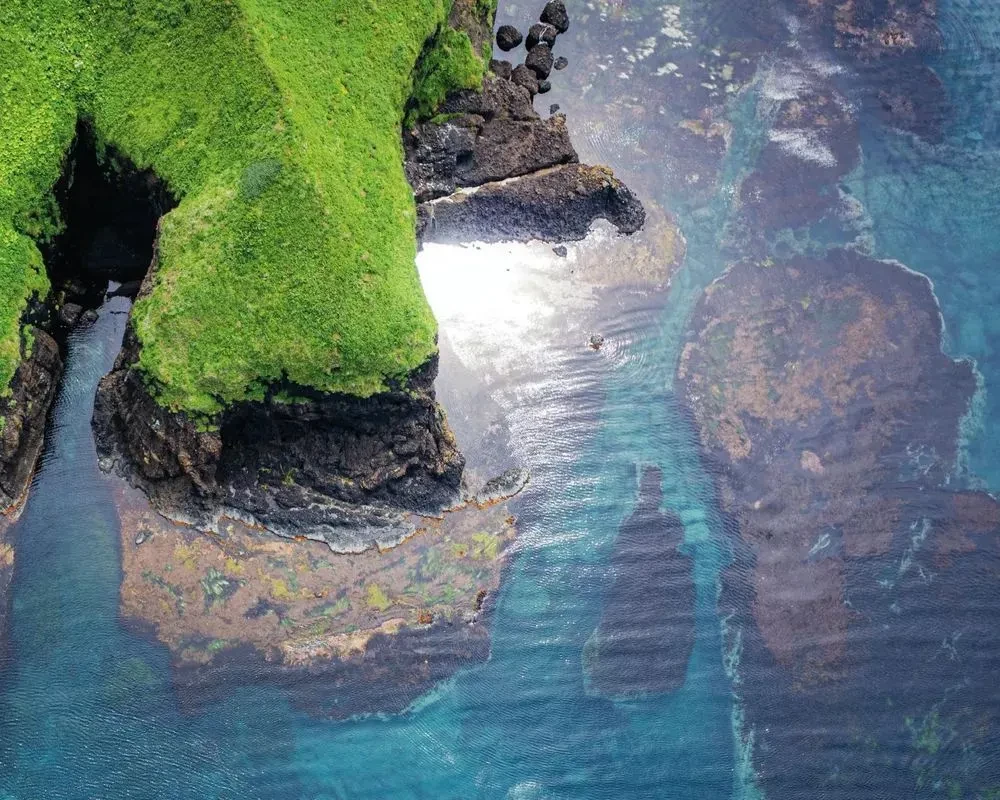 Gdzie rodzi się słońce. Pierwotny Daleki Wschód oczami fotografów-podróżników