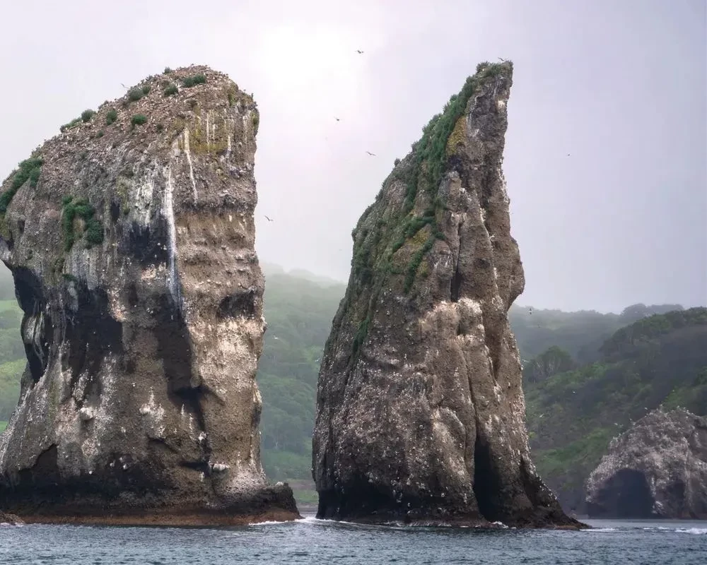 Gdzie rodzi się słońce. Pierwotny Daleki Wschód oczami fotografów-podróżników
