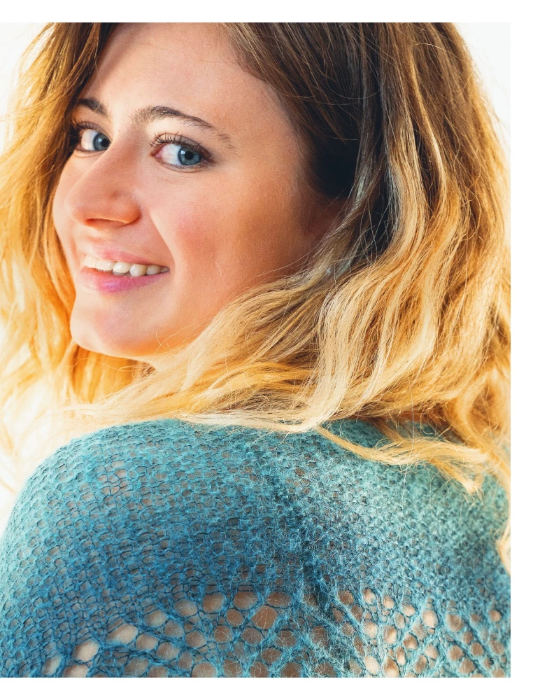 Большая книга узоров спицами. 1700 дизайнов, 99 узоров, 18 моделей. Практичный конструктор с удобной навигацией