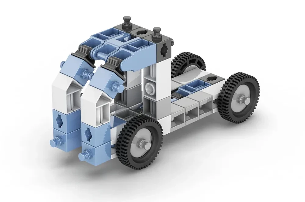 Atverot automašīnas