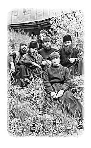 Nesvētie svētie un citi stāsti