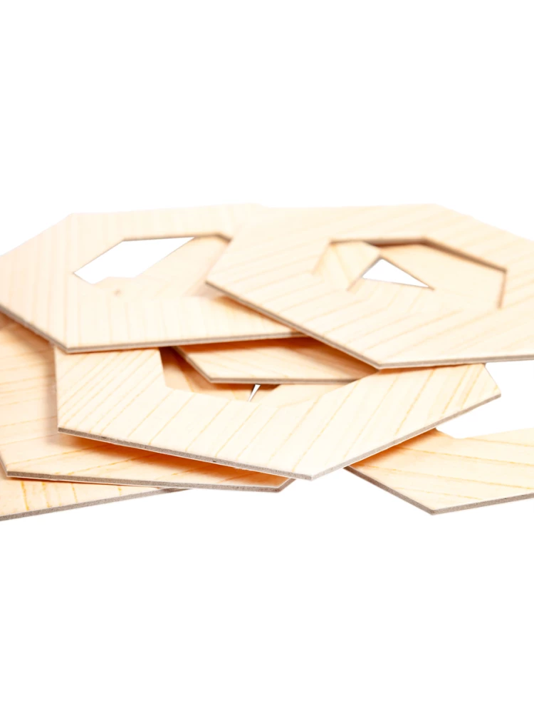 Spēle visai ģimenei - Sagrauj torni