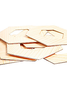 Spēle visai ģimenei - Sagrauj torni