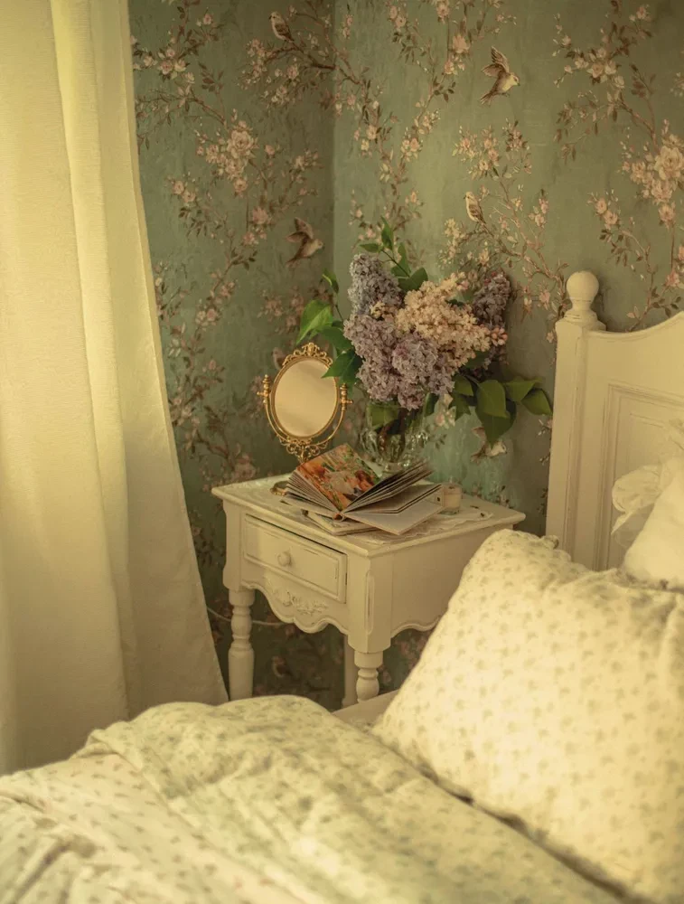 Seasons of Tenderness. Secrets of a Happy Lifestyle, Recipes for the Soul, and Home Decor