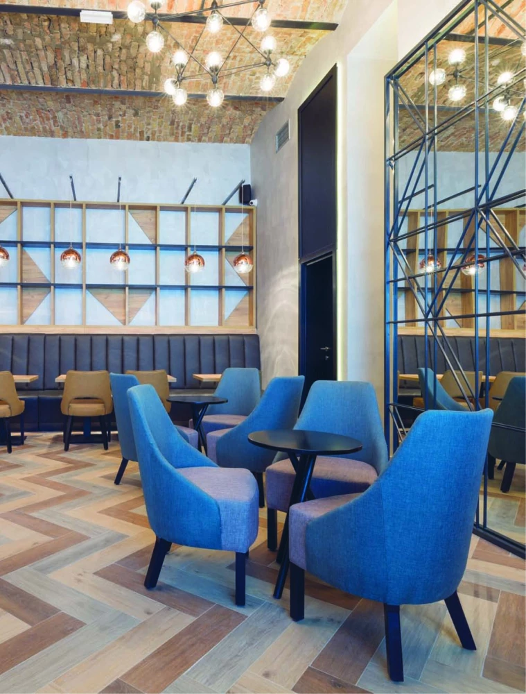 Krāsa. Gaisma. Aromāts. Atmosfēras koda principu telpa