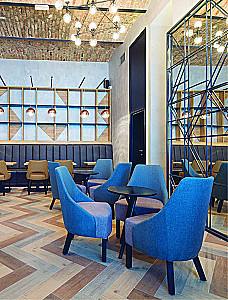 Krāsa. Gaisma. Aromāts. Atmosfēras koda principu telpa