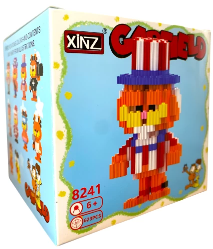 Конструктор - Xinz. Гарфилд в красной шляпе, 623 детали