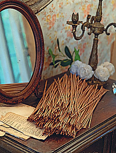 Weave like a Designer. From Lampshade to Table Made of Paper Wicker. Complete Practical Guide for Beginners and Enthusiasts