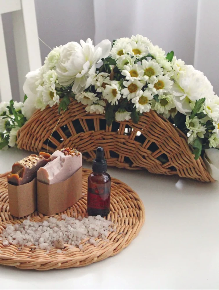 Weave like a Designer. From Lampshade to Table Made of Paper Wicker. Complete Practical Guide for Beginners and Enthusiasts