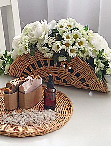 Weave like a Designer. From Lampshade to Table Made of Paper Wicker. Complete Practical Guide for Beginners and Enthusiasts