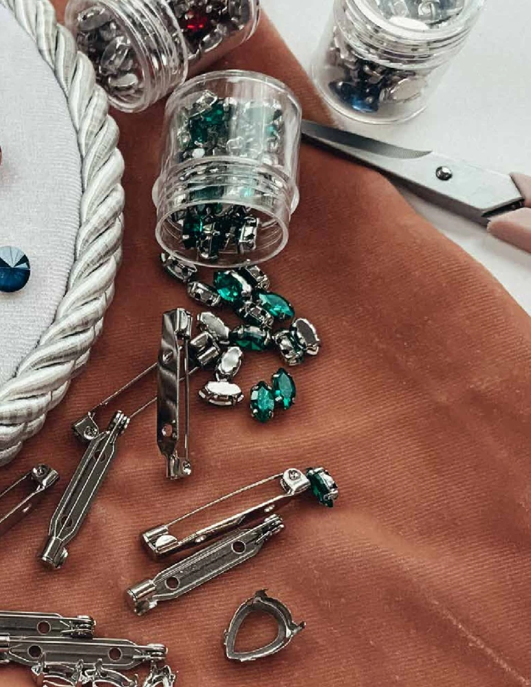 Дизайнерские украшения. Искусство вышивки бисером