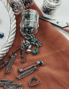 Дизайнерские украшения. Искусство вышивки бисером