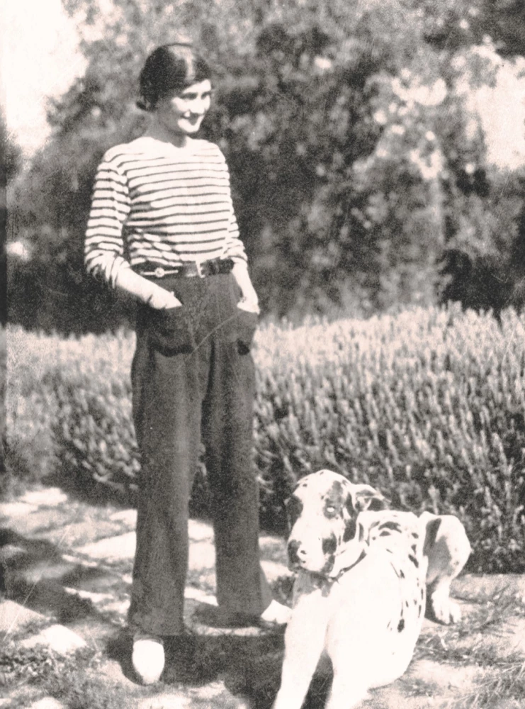 Коко Шанель Мода проходит - стиль остается