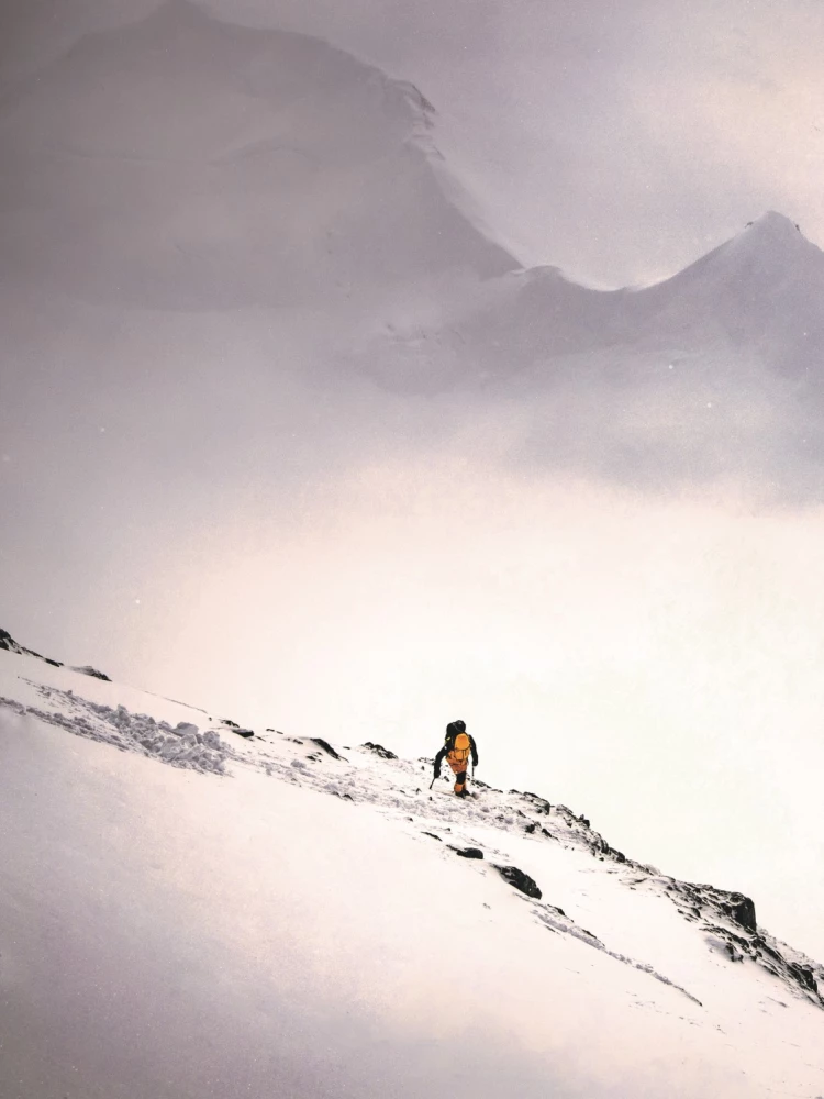 From Edge to Edge. Captivating Expeditions in the Photos of a National Geographic Photographer