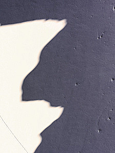 From Edge to Edge. Captivating Expeditions in the Photos of a National Geographic Photographer