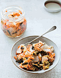 Natural Fermentation. Original Author's Recipes for Fermenting 64 Vegetables and Fruits