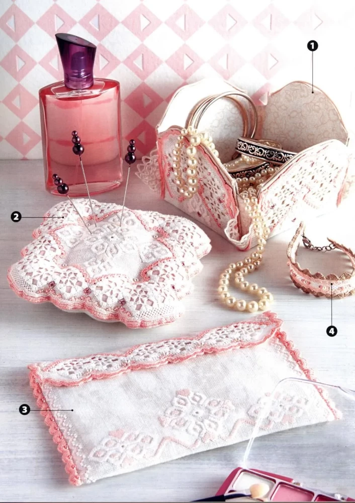Hardanger. 12 sets with embroidery and assembly patterns