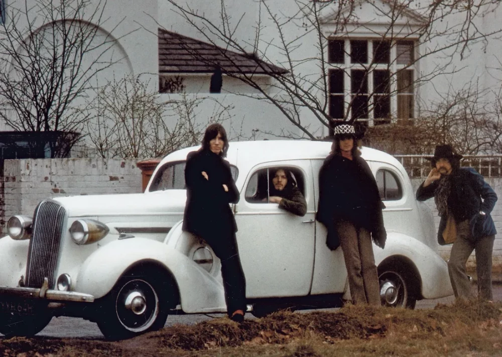 Apkirpta. Asmeninė Pink Floyd istorija