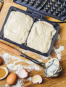 PP Waffles for Every Day and Occasion. Over 30 Recipes