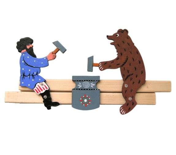 Bogorodskaya Toy - Blacksmiths: Man and Bear