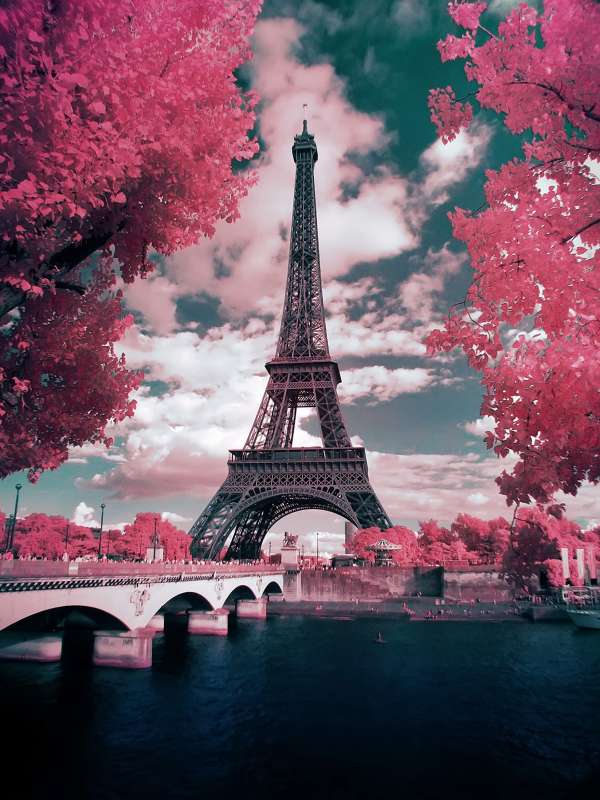 Diamond Painting 30x40 cm Eiffel Tower, 26 colors, level 4