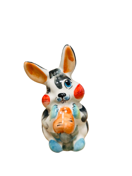 Porcelain figurine 2023 7*10cm Bunny with a carrot