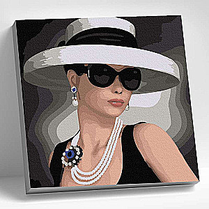 Numbered Painting 30X30 FEMININITY 19 Colors