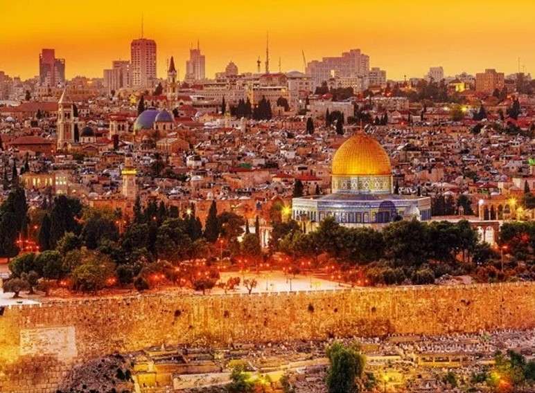 Puzzle 3000 Trefl: The roofs of Jerusalem