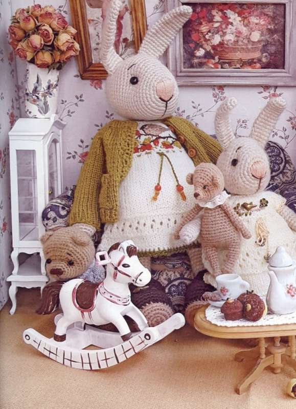 Knitted Happiness of the Krolikov Family. More than Amigurumi + Unique Outfits for All Occasions