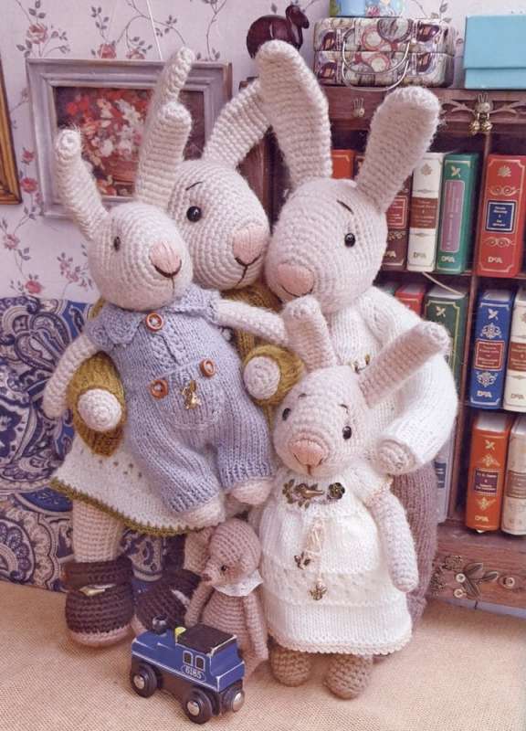 Knitted Happiness of the Krolikov Family. More than Amigurumi + Unique Outfits for All Occasions
