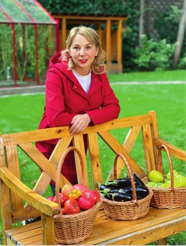 On the Smart Summer Cottage with Oksana Stankevich. Secrets and Practice of the Modern Gardener