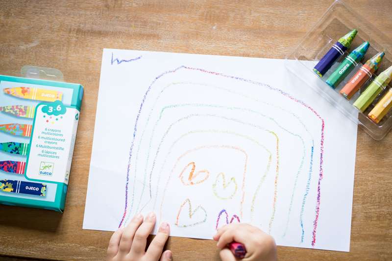 Colorful Wax Crayons - 6 pcs