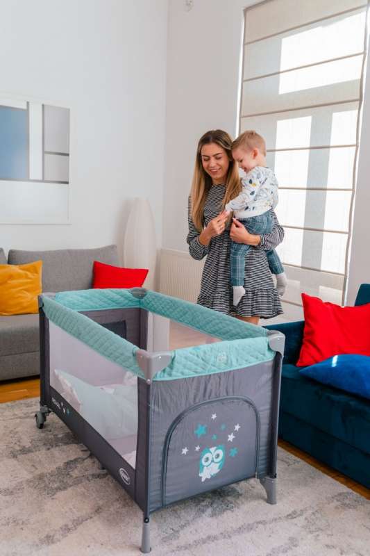 4BABY ROYAL Travel Crib with Opening Side - Green