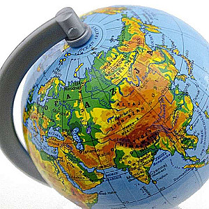 Globe 70 mm Physical, film