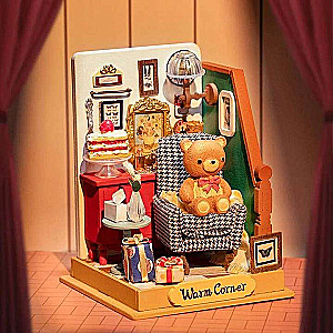 3D Foldable Miniature ROBOTIME Holiday Room