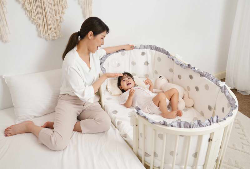 Children's crib Elsa, white