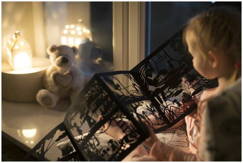 Shadow Theater of Thumbelina