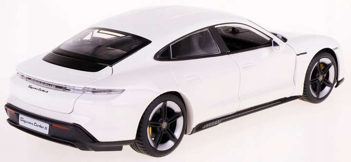 BBURAGO 1:24 Porsche Taycan Turbo S, 18-21098